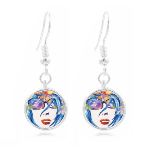 Jewelry - Artsy Woman Face Earrings New